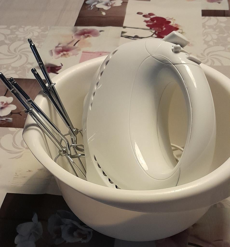 MIKSER GARDES /KNEEDHAKEN EN KOM, Witgoed en Apparatuur, Ophalen, Zo goed als nieuw