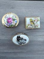 Drie vintage pillendoosjes hond,vogel en bloemen, Ophalen of Verzenden