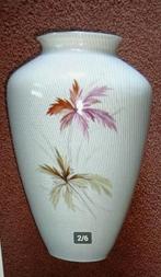 Vaas  (Hutschenreuther) 251/35, Overige kleuren, Aardewerk of Porselein, Nieuw, Ophalen of Verzenden