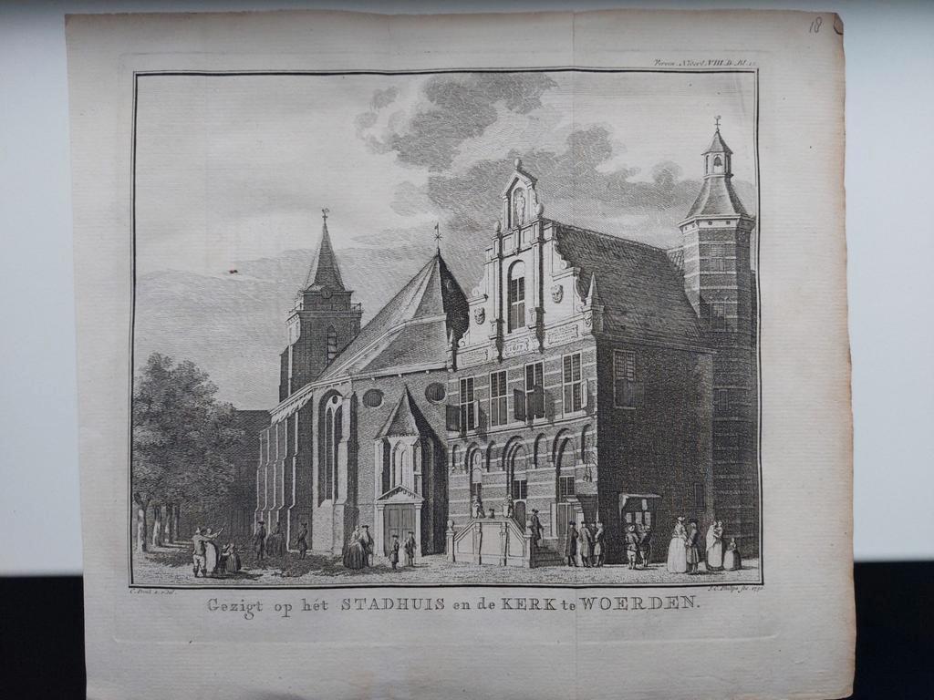 18 / Stadhuis en Kerk te Woerden Gravure uit 1750 J. Philips, Ophalen of Verzenden