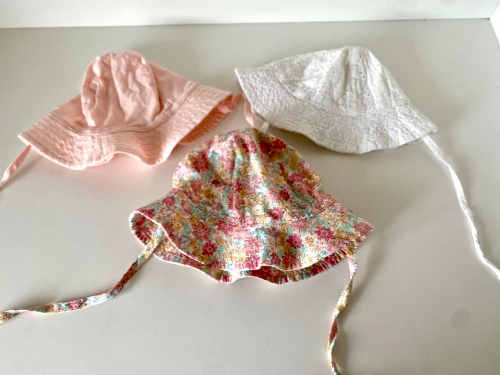 H&M & Hema Set van 3 Baby Zomerhoedjes - Roze, Wit, Kinderen en Baby's, Babykleding | Petten en Hoeden, Jongetje of Meisje, Hoed