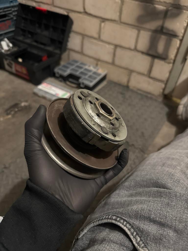 Originele Piaggio koppeling 50cc 2t, Fietsen en Brommers, Brommeronderdelen | Scooters, Ophalen of Verzenden, Gebruikt, Blok, Piaggio