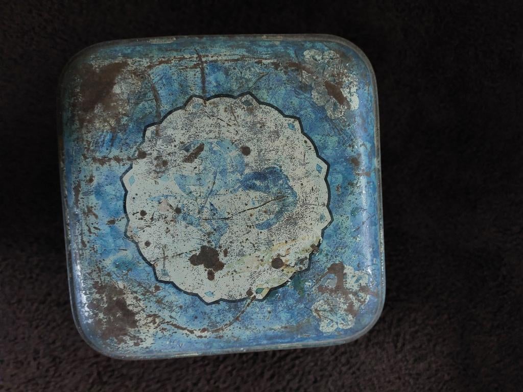 Antiek Oosters blik van Wed. J. Bekkers en Zoon Dordrecht., Verzamelen, Blikken, Ophalen of Verzenden, Gebruikt, Overige