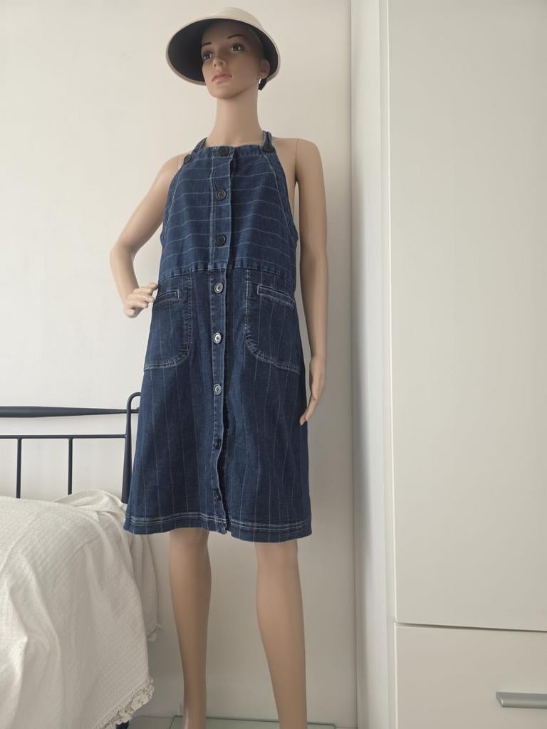 De zakken van een denim jurk zijn geen probleem. Maat 40 bij, Kleding | Dames, Bodywarmers, Ophalen of Verzenden, Zo goed als nieuw