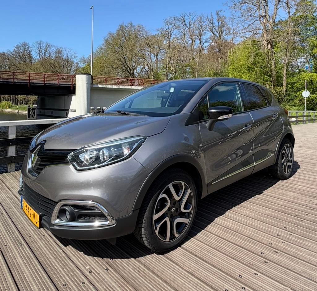 Mooie Renault Captur 0.9 TCE 90 Zilvergrijs, Auto's, Particulier, Te koop
