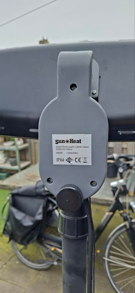 SunHeat Terrasverwarmer 2000W met standaard, Gebruikt, Waterbestendig, Vloer, Ophalen