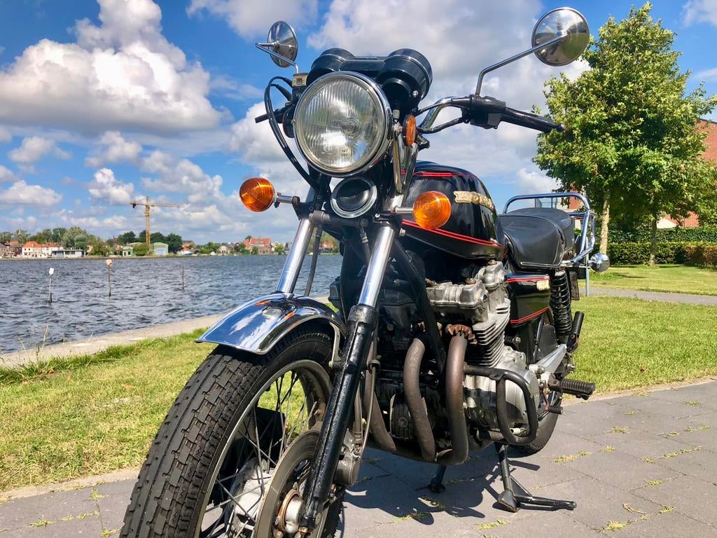 Honda CB 750 four KZ uit 1979, Particulier, Toermotor