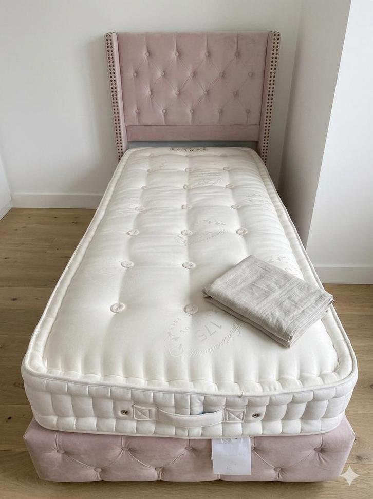 Unieke Handgemaakte Somnus Royal Victoria 18000 Boxspring, Huis en Inrichting, Slaapkamer | Bedden, Zo goed als nieuw, Eenpersoons