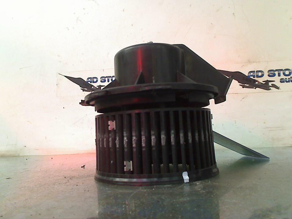 Kachel Ventilatormotor Sprinter 3,5t (906.63) 2011, Gebruikt, Mercedes-Benz AG, Mercedes-Benz, Mercedesstraße 120, Stuttgart 70372, , Duitsland