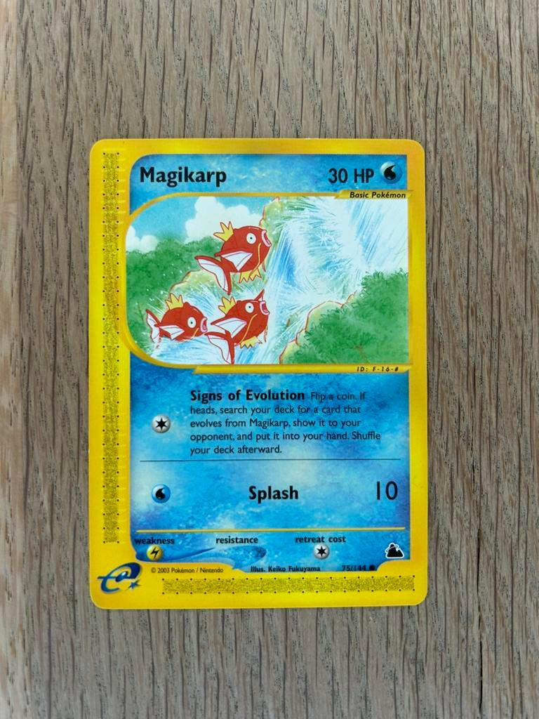 Pokemon Skyridge Magikarp Non Holo E-Series 75/144, Ophalen of Verzenden, Zo goed als nieuw, Losse kaart
