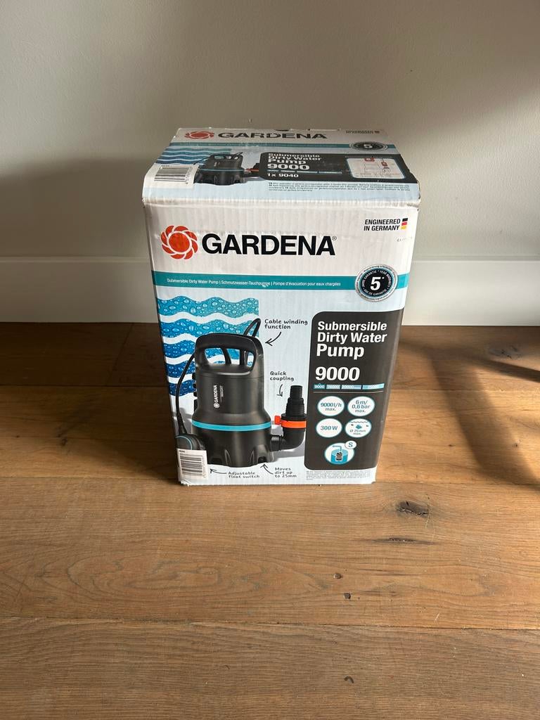 Gardena Dompelpomp 9000, Tuin en Terras, Waterpompen, Ophalen, Zo goed als nieuw, Elektrisch, Dompelpomp