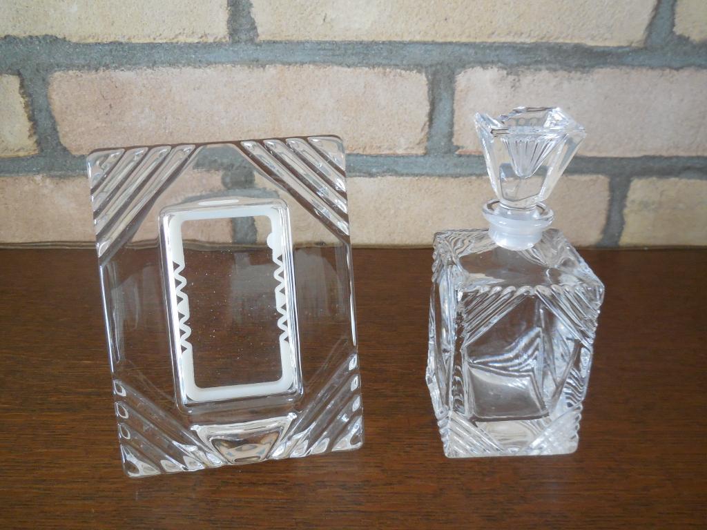 Glazen fotolijst met flesje, Ophalen, Zo goed als nieuw