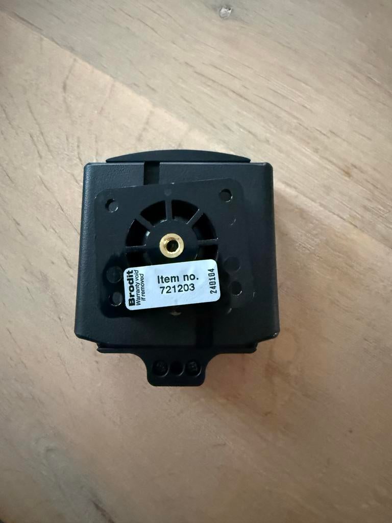 Brodit Autohouder Apple Lightning Kabel 721203, Telecommunicatie, Carkits, Opbouw, Ophalen of Verzenden, Zo goed als nieuw, Autohouder