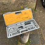 Gereedschapskist met doppenset en bitjes, Ophalen of Verzenden, Gebruikt