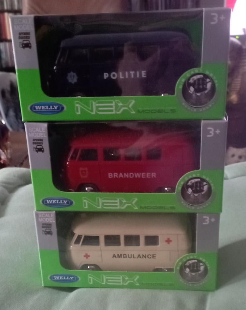 3 VW busjes jaren 60 model., Hobby en Vrije tijd, Modelauto's | 1:43, Ophalen of Verzenden, Nieuw, Auto, Overige merken
