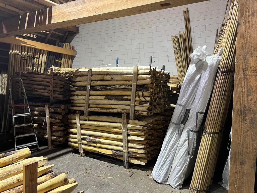 Kastanje palen afrastering schutting zonnedoek schaduwdoek, Ophalen of Verzenden, Nieuw, Palen