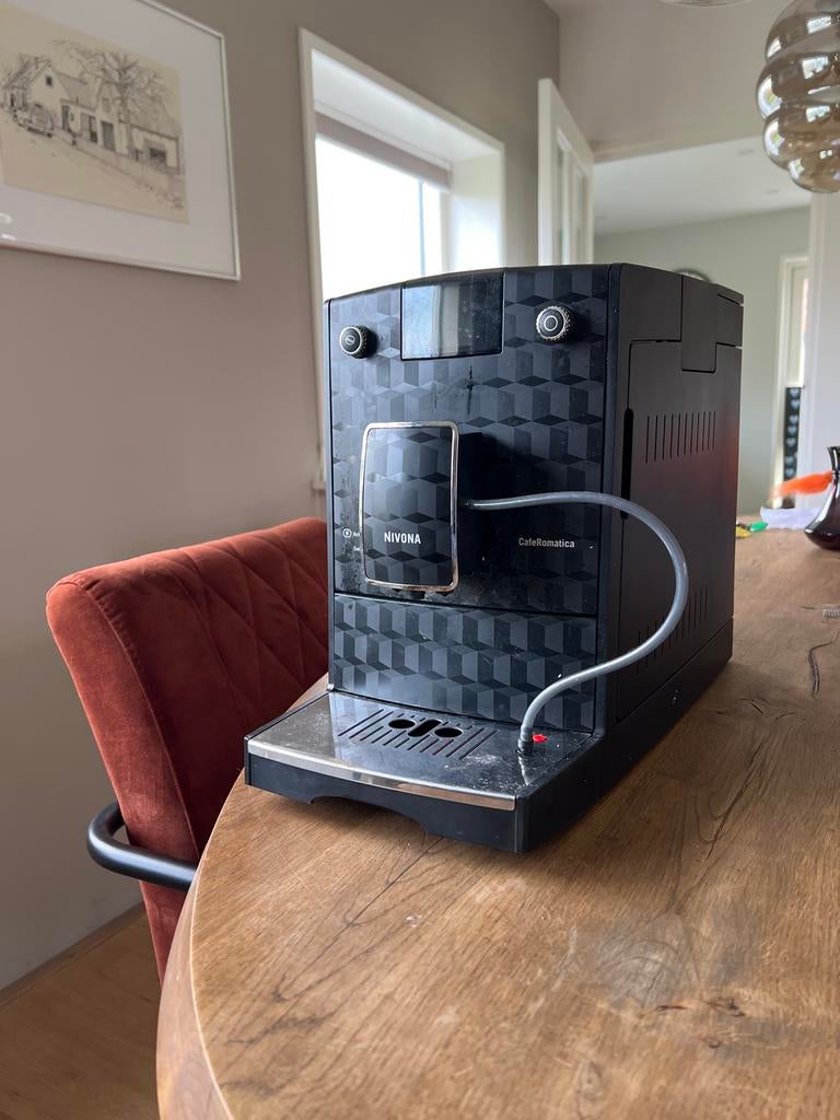 Nivona Caferomantica 573 - Bonenmelder defect, voor de kluss, Ophalen of Verzenden, Gebruikt, Koffiemachine, Koffiebonen