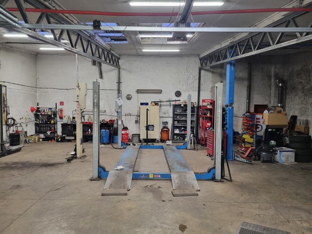 Complete garage inbudel te koop apk, Ophalen