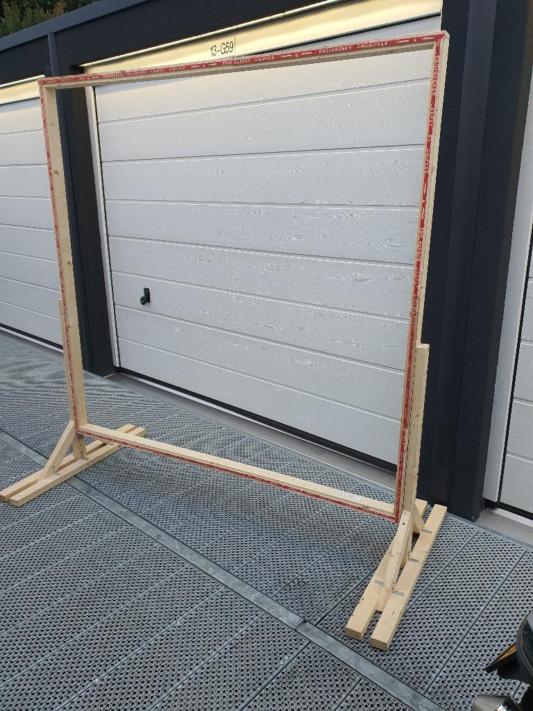 Tufting Frame met Carpet Grip (Hout, ~2x2m), Zo goed als nieuw, Knutselwerk, Overige merken, Hout