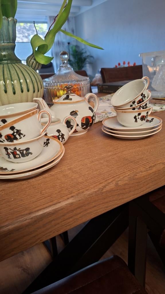 Kinder servies, Antiek en Kunst, Verzenden