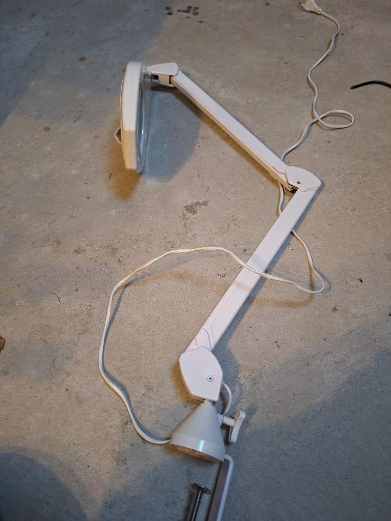 Tafel loep, Ophalen, Zo goed als nieuw, Loeplamp
