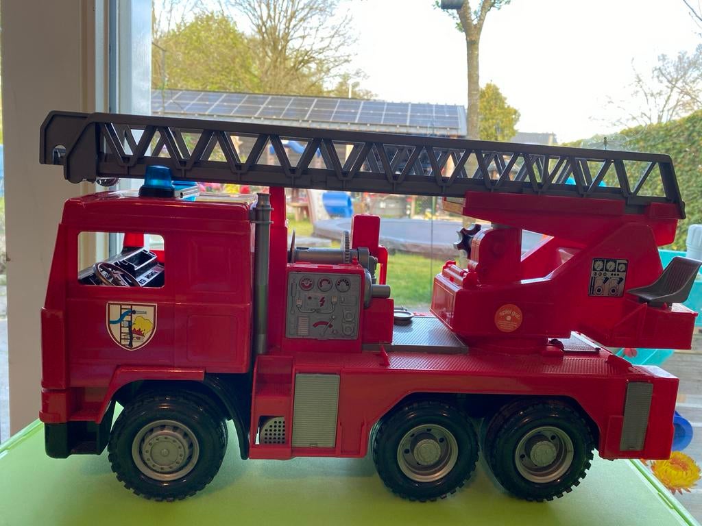 Bruder brandweerwagen, Ophalen, Gebruikt