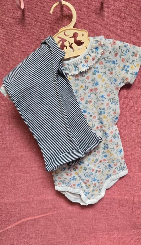 Petit Bateau | Romper met broekje • maat 74, Kinderen en Baby's, Ophalen of Verzenden, Zo goed als nieuw, Petit Bateau, Meisje
