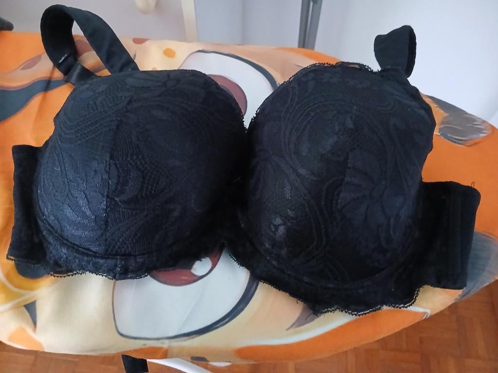 Mooie BH met kant Maat 80E, Ophalen of Verzenden, Zwart, BH