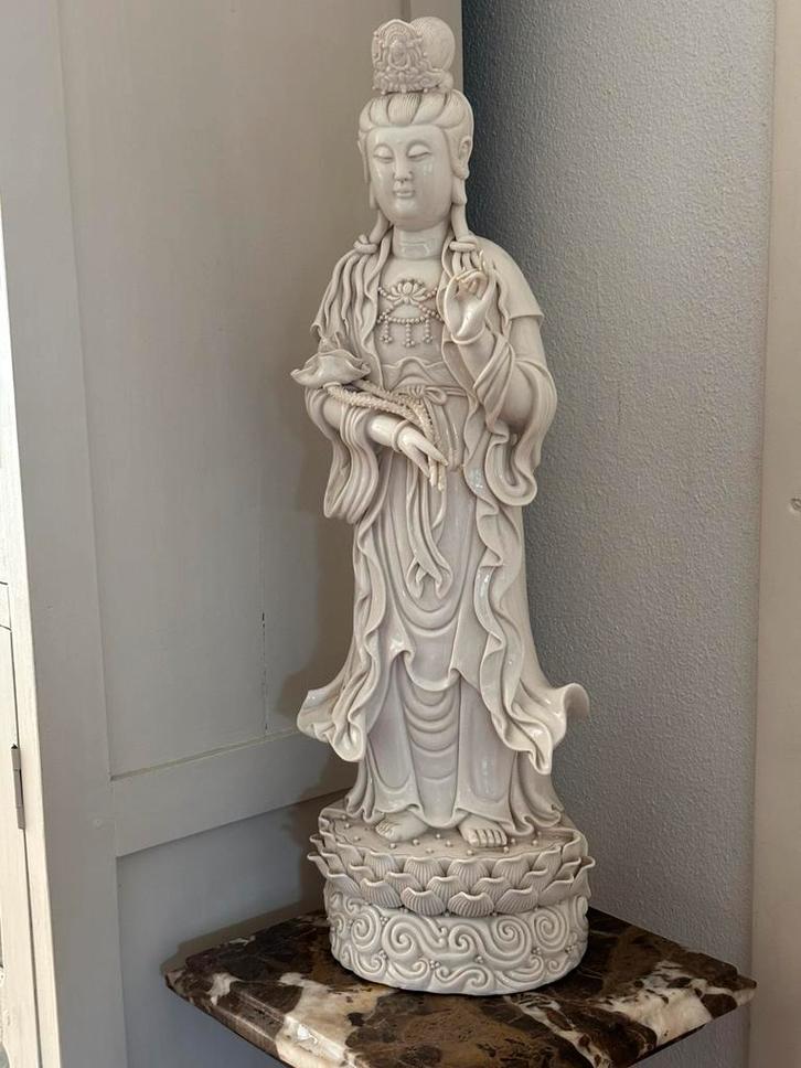Prachtig beeld van Quan Yin, godin van genade, Antiek en Kunst, Kunst | Beelden en Houtsnijwerken, Ophalen of Verzenden