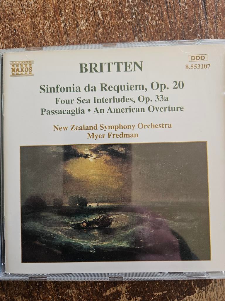Britten: Sinfonia da Requiem, Four Sea Interludes CD, Ophalen of Verzenden, Modernisme tot heden, Zo goed als nieuw, Orkest of Ballet