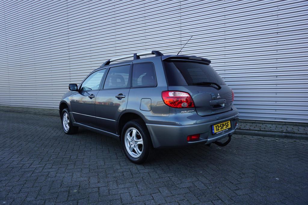 Mitsubishi Outlander Sport 2.0 Invite+ Airco / Cruise / Elek, Auto's, Mitsubishi, Voorwielaandrijving, 4 cilinders, 1415 kg, Handgeschakeld