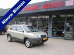 Hyundai Tucson 2.0i Style met trekhaak apk 29-05-2027, Stof, Gebruikt, 4 cilinders, Met garantie (alle)