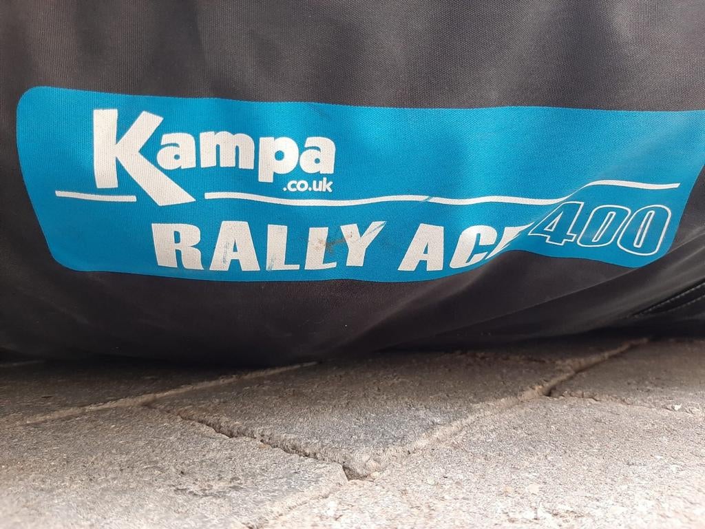 Nette Kampa voortent 2,5 meter uitval. 4 meter breed., Ophalen, Zo goed als nieuw