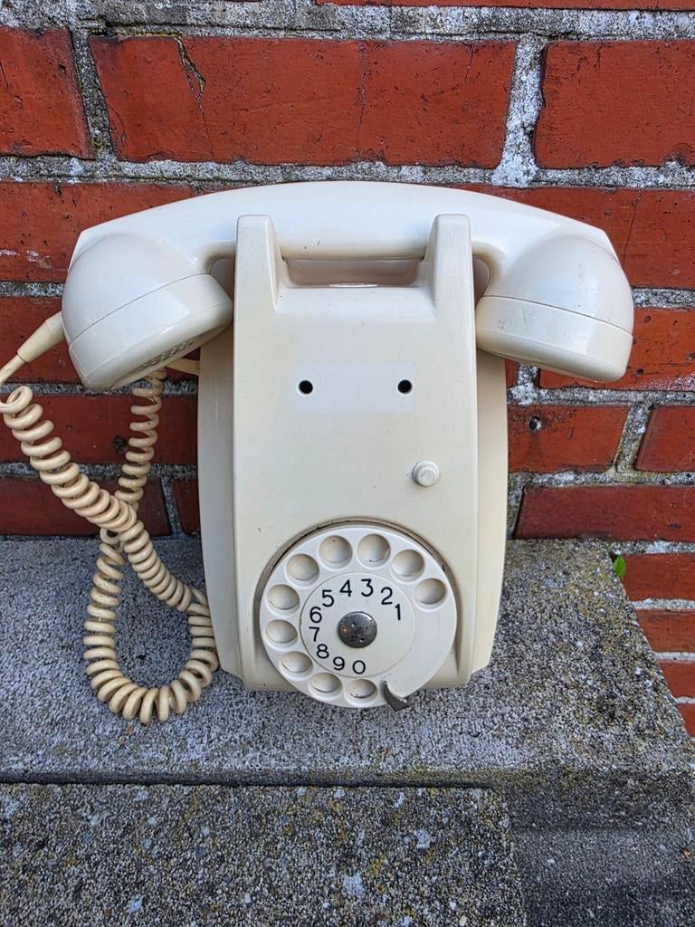 Wandtelefoon, Telecommunicatie, Ophalen of Verzenden, Gebruikt, Met draaischijf