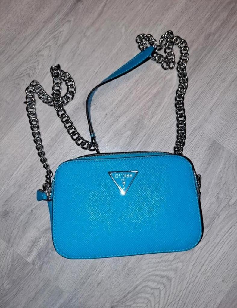 Blauwe Guess tas met ketting, Ophalen of Verzenden