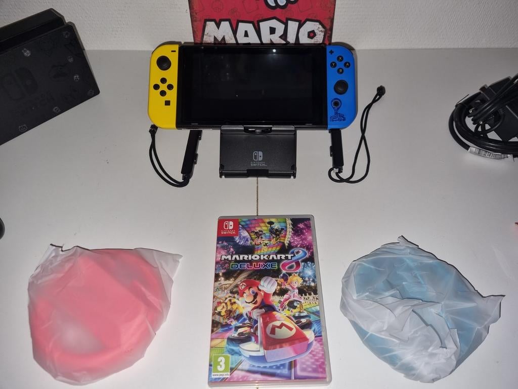 Nintendo Switch Fortnite Limited Edition + Mario Kart, Gebruikt, 2 spelers, Ophalen of Verzenden, X