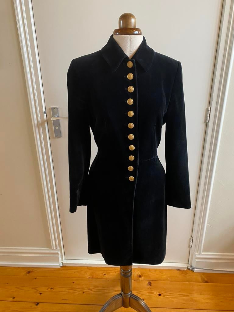 Prachtige zwarte koetsiersjas van merk Mark, Kleding | Dames, Ophalen of Verzenden, Zo goed als nieuw, Maat 36 (S)