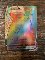 Pikachu V-max en trainer pokédex, Hobby en Vrije tijd, Verzamelkaartspellen | Pokémon, Ophalen of Verzenden, Zo goed als nieuw