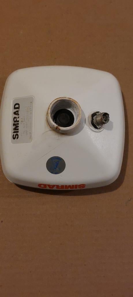 Simrad MGL-3 DGPS GPS ANTENNE., Watersport en Boten, Navigatiemiddelen en Scheepselektronica, Ophalen of Verzenden, Zo goed als nieuw