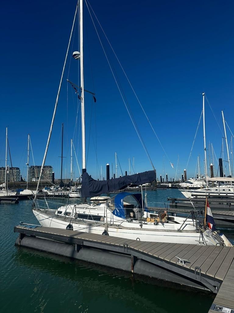 Kajuitzeilboot Defender 32, Watersport en Boten, Kajuitzeilboten en Zeiljachten, Ophalen, Gebruikt, Diesel, 9 tot 12 meter