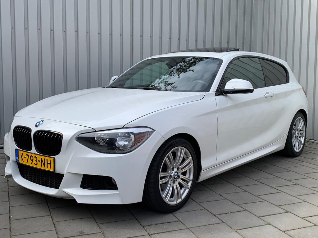 BMW 1-serie 116i High Executive|Opendak|Navigatie|, 1-Serie, Gebruikt, 4 cilinders, Alcantara