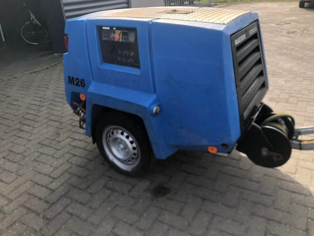 Kaeser M26. Dieselcompressor, Ophalen