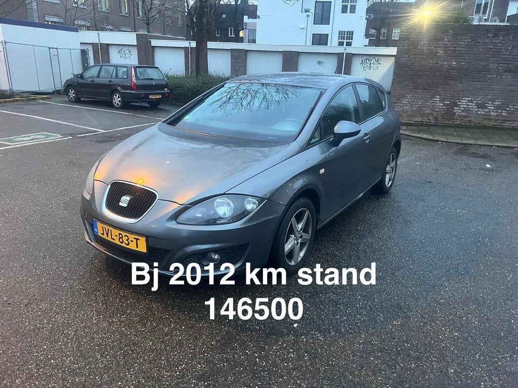 Seat Leon 1.2 TSI style culpa77KW 2012 Grijs, Auto's, Voorwielaandrijving, Euro 5, Stof, 4 cilinders