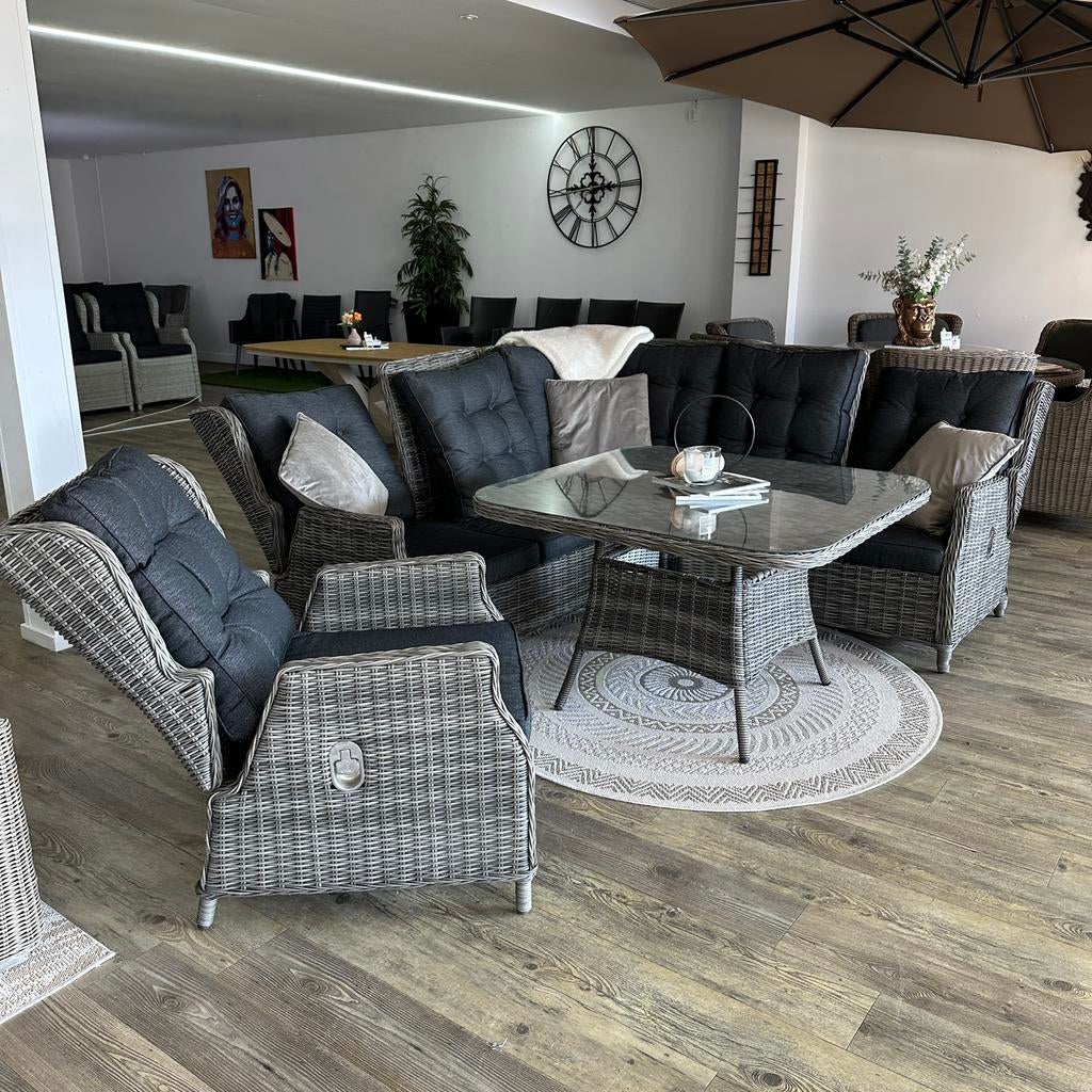 Strakke Wicker Tuinset — Loungeset / ZGAN TWV: €2.250,-