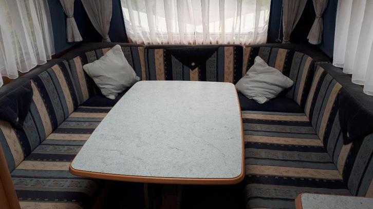 Mooie Dethleffs 395 HK, Caravans en Kamperen, Caravans, Particulier, tot en met 3, 750 - 1000 kg, Rondzit, Dethleffs, 2 aparte bedden