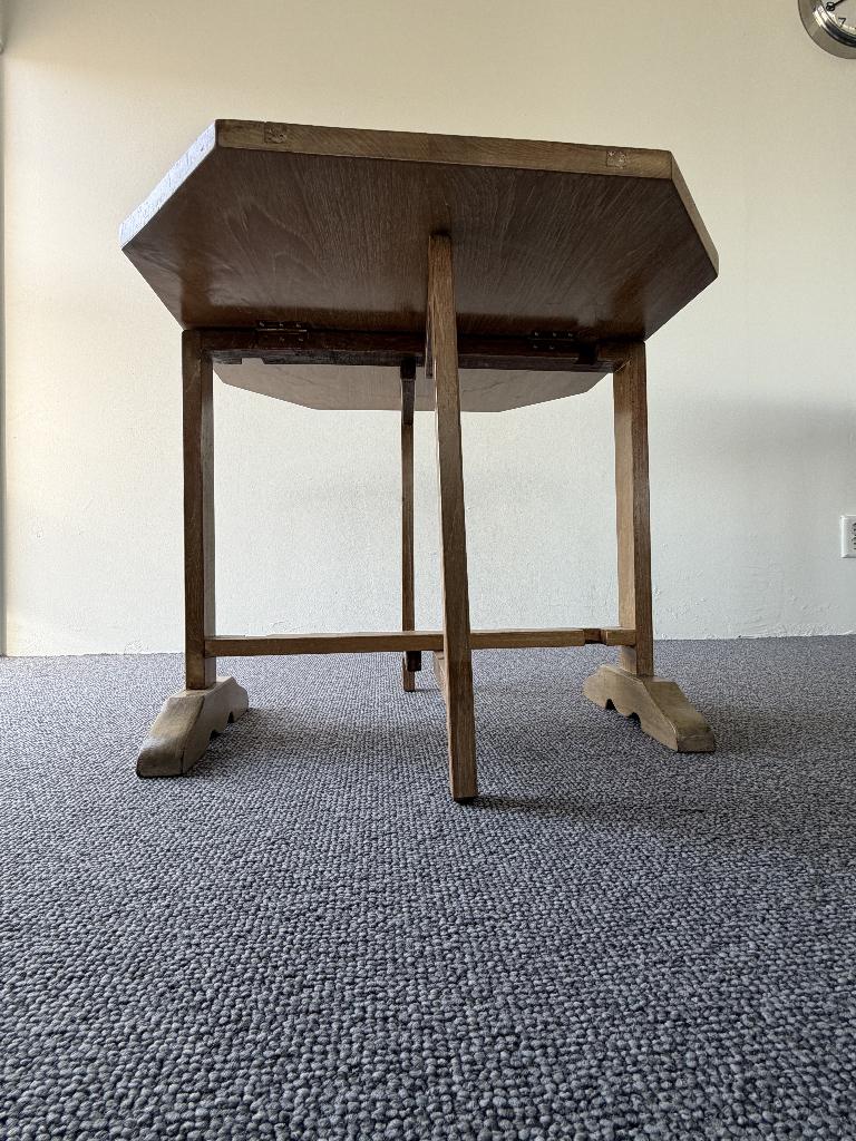 Vintage oosterse inklaptafel met houtsnijwerk uniek, Ophalen, Gebruikt, 50 tot 100 cm, Vintage bijzettafel in oosterse / chinoiserie stijl