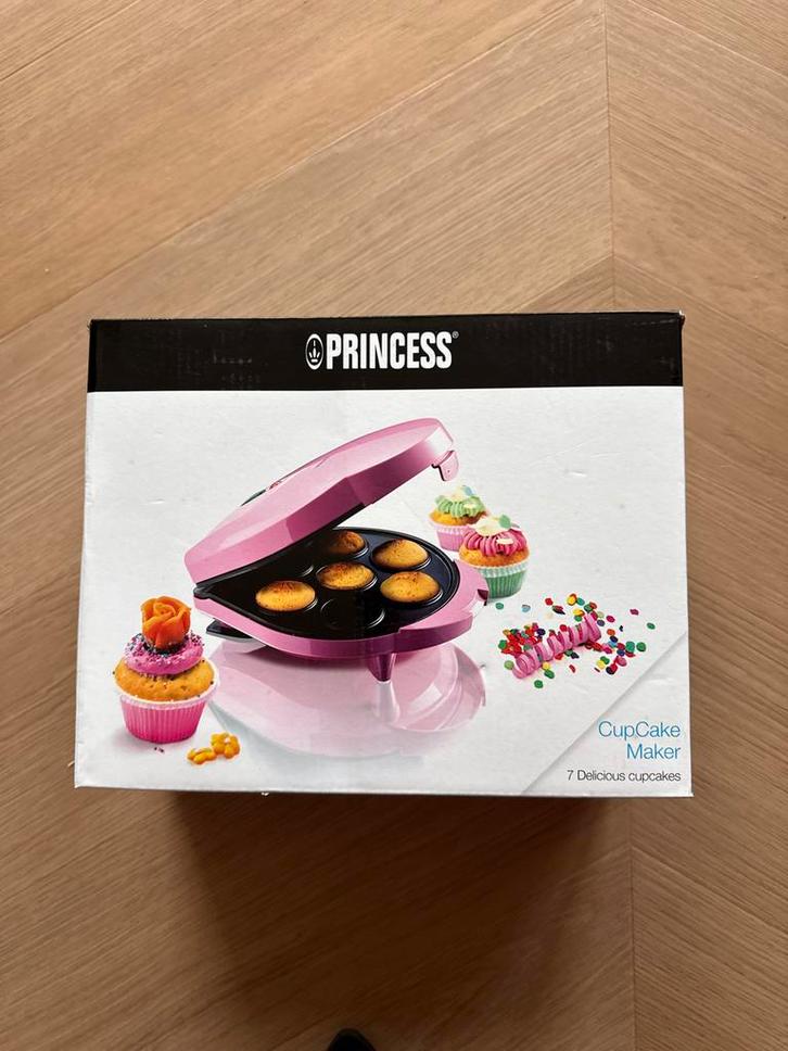 Princess Cupcake Maker - Nieuw in verpakking, Hobby en Vrije tijd, Taarten en Cupcakes maken, Nieuw, Bakvorm, Cupcakes, Ophalen
