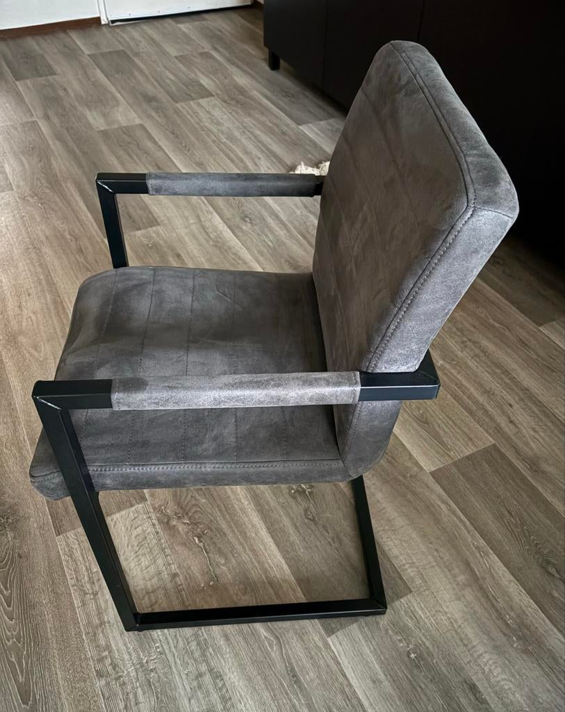 4 Antraciete eetkamerstoelen met zwart stalen leuning, Huis en Inrichting, Stoelen, Gebruikt, Vier, Metaal, Grijs, Ophalen of Verzenden