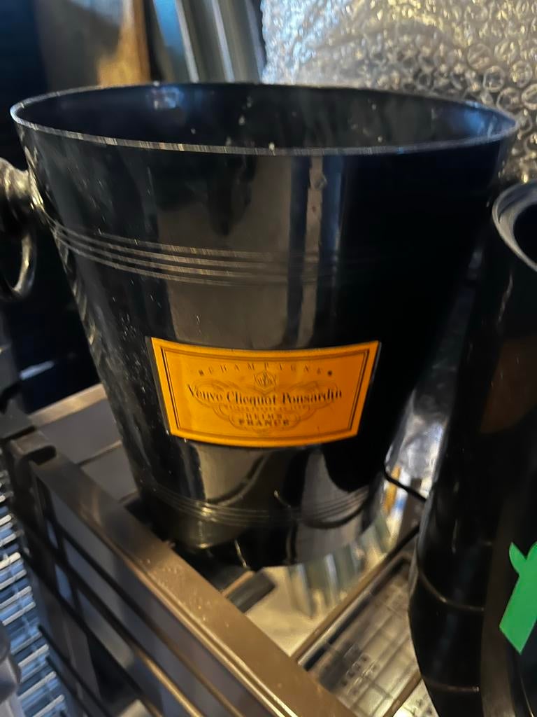 Diverse ijsemmers: Veuve Clicquot en Fuze Tea, Ophalen of Verzenden, Nieuw