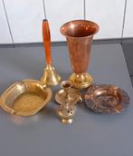 Koperen kandelaar/beker/asbakken/wierookpotje en bel, Ophalen